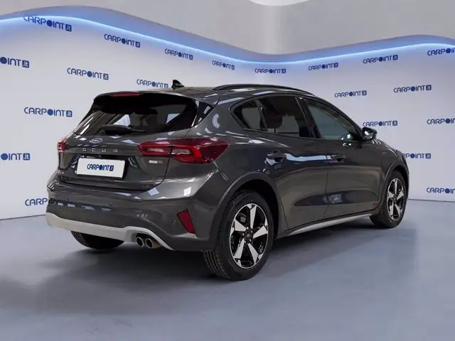 Ford Focus view 5