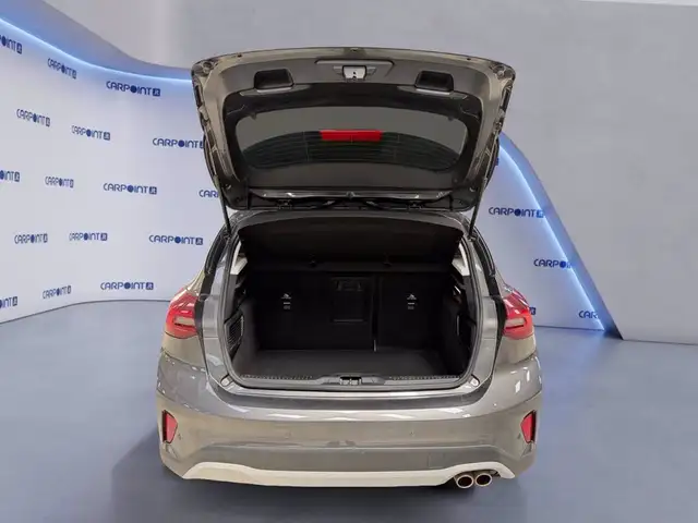 Ford Focus view 17