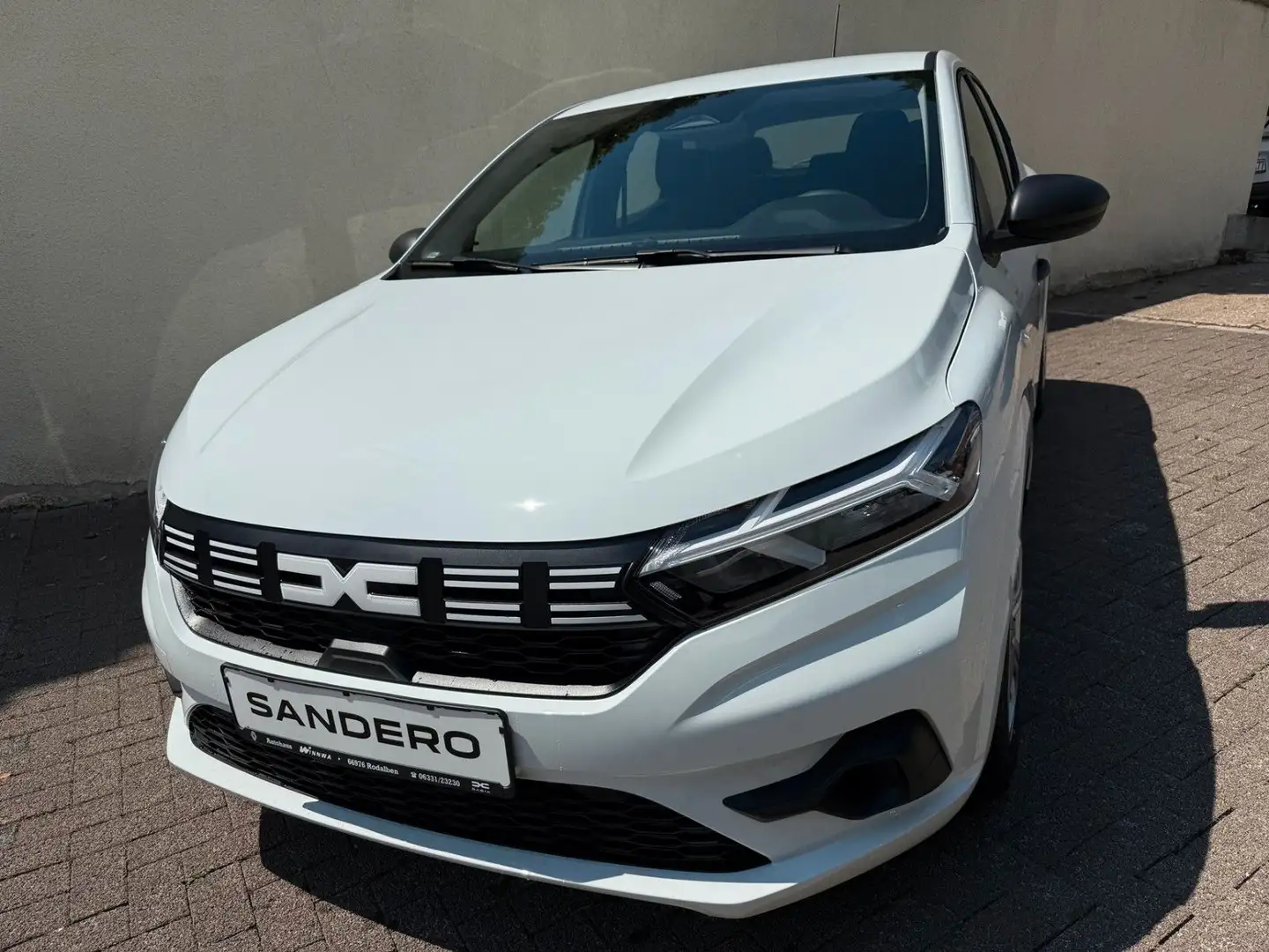 Dacia Sandero SCe 65 Essential *SOFORT AN LAGER* Blanco - 2