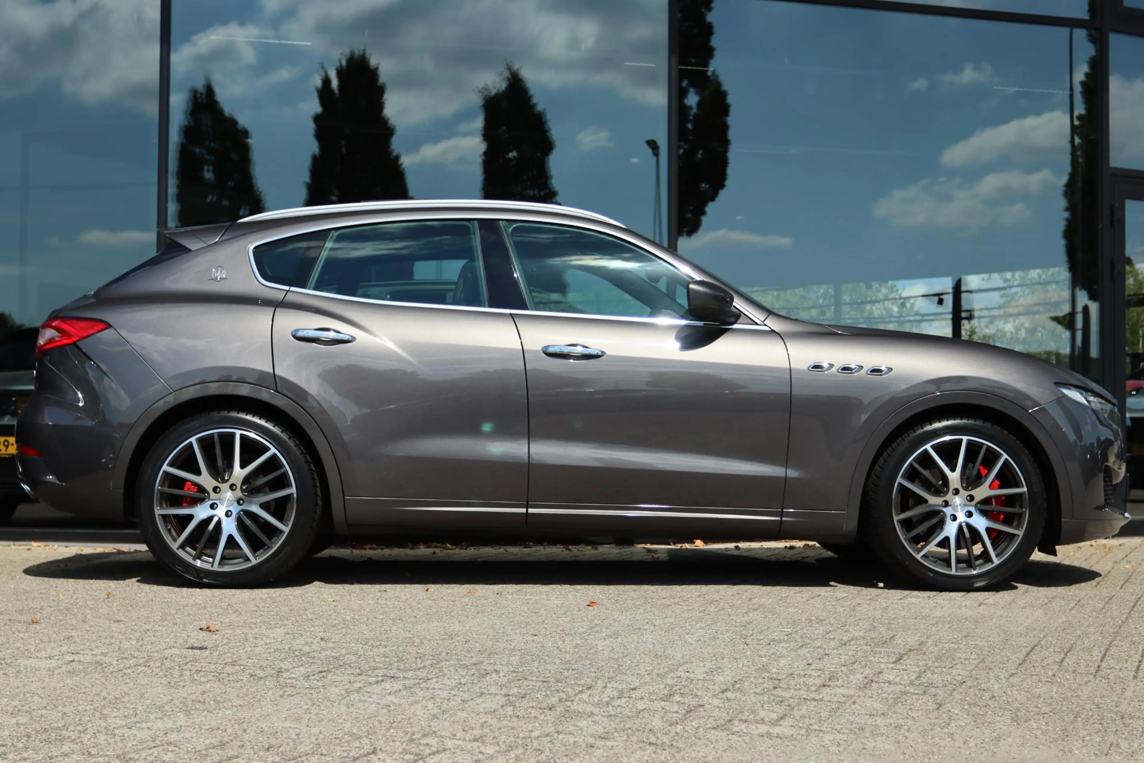 Maserati Levante 3.0 V6 S AWD GRANLUSSO | PANO | CARPLAY | LEDER | — photo 12