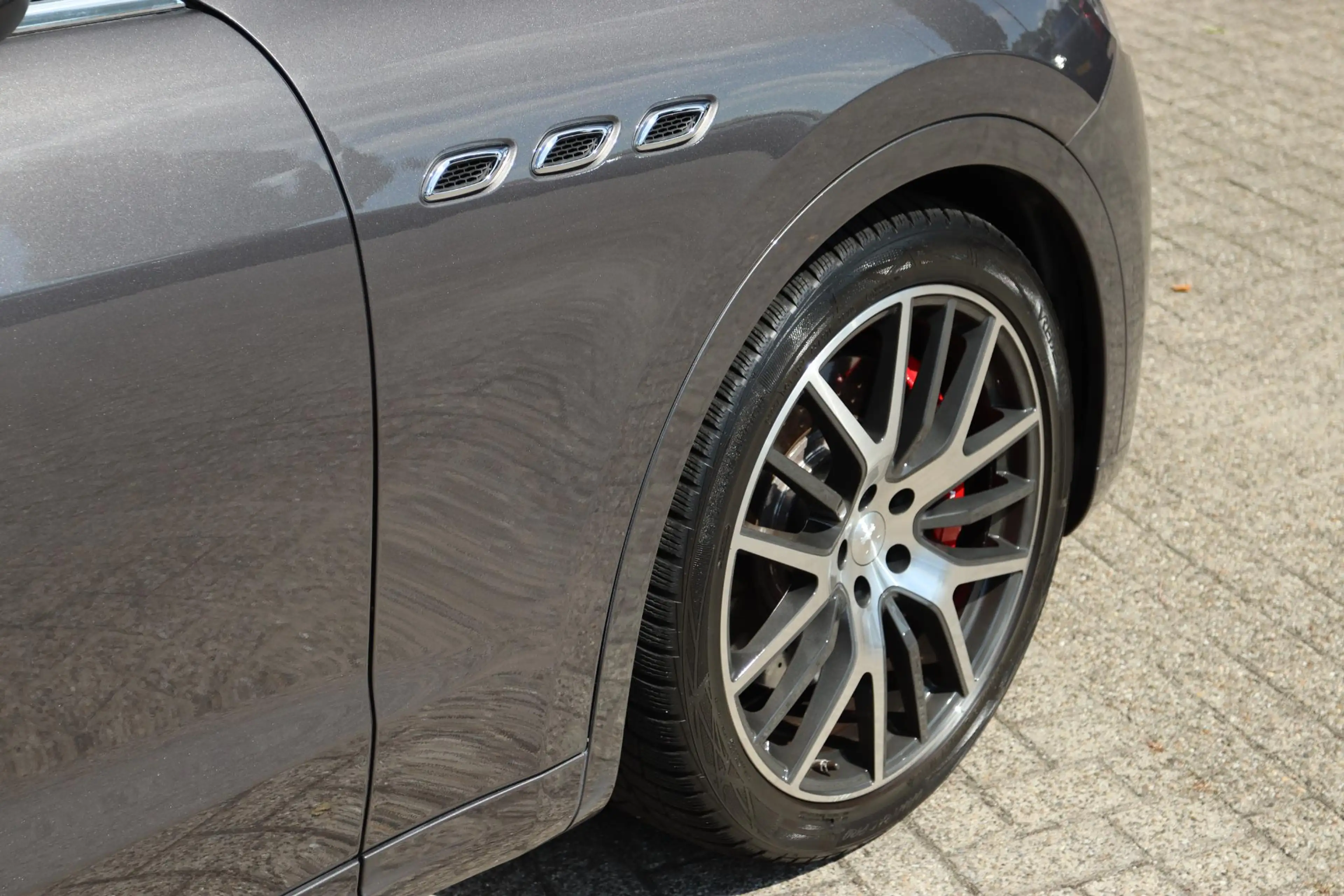 Maserati Levante 3.0 V6 S AWD GRANLUSSO | PANO | CARPLAY | LEDER | — photo 15