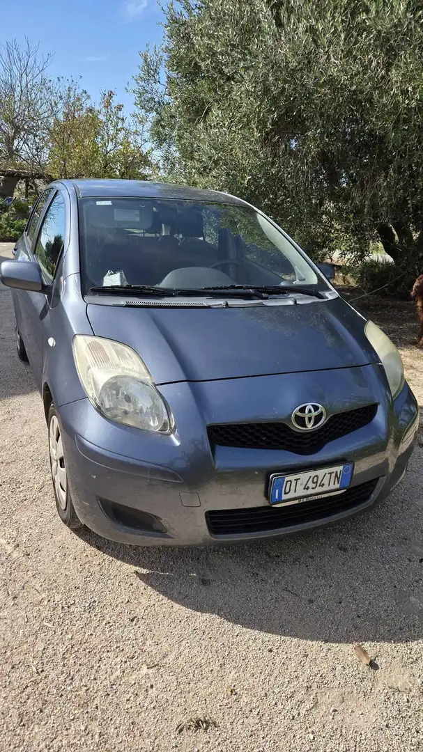 Toyota Yaris Grigio - 2