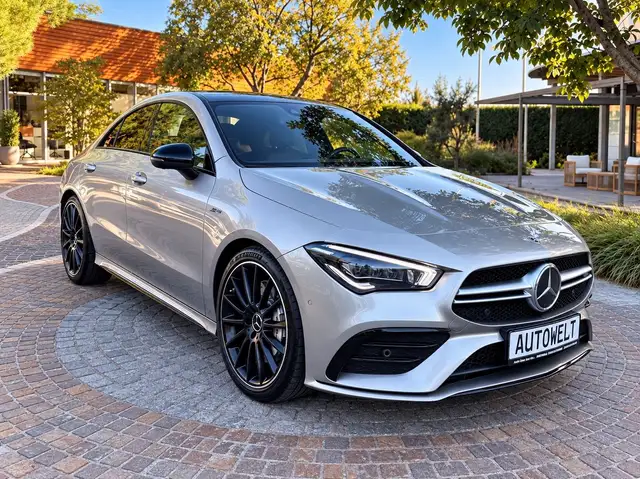 Mercedes-Benz CLA 35 AMG 4Matic 1.Hand,MB-LED,360°Kam,Panorama