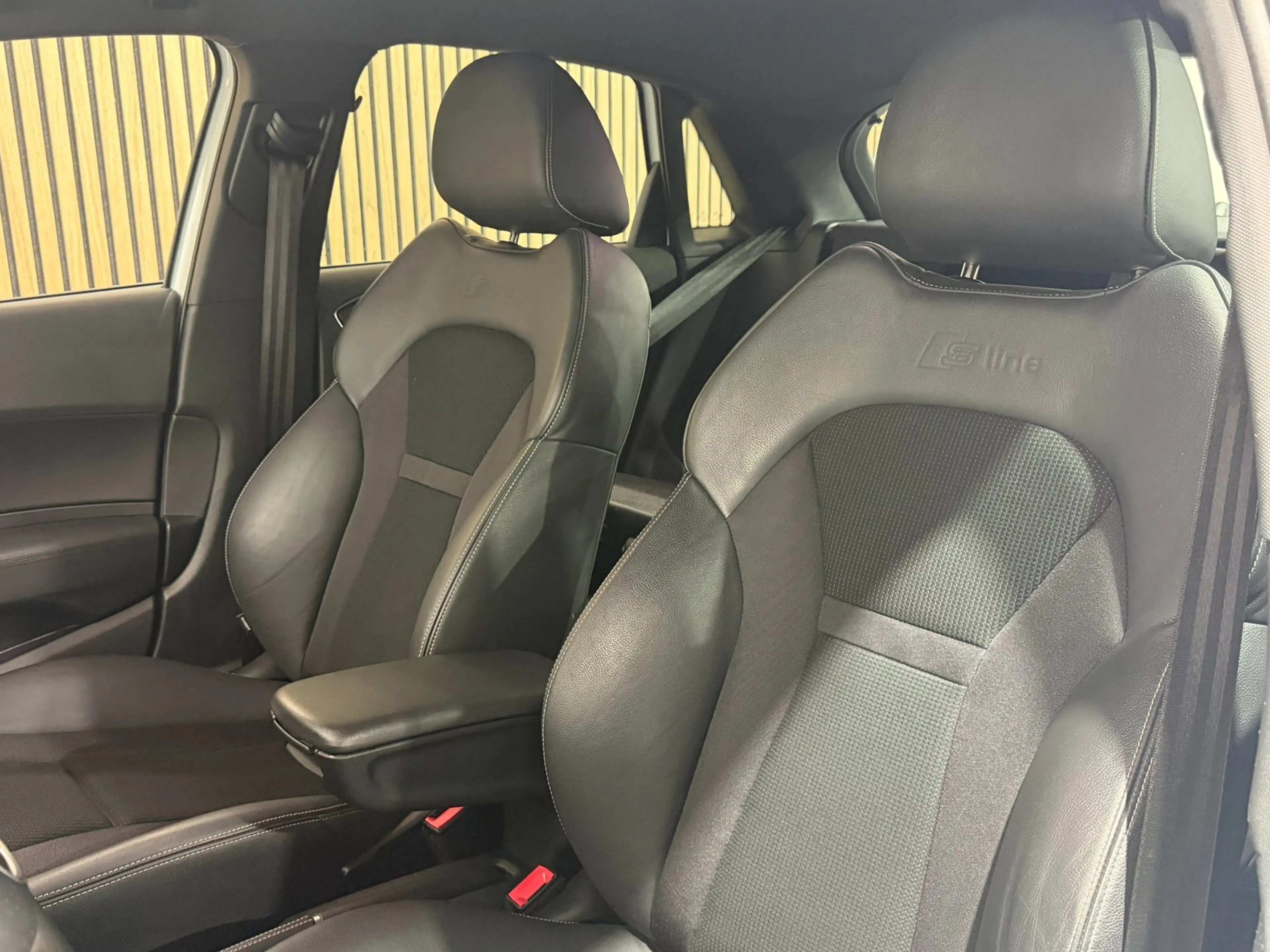Audi A1 Sportback 1.4 TFSI Sport Pro Line S / Automaat / S — photo 7