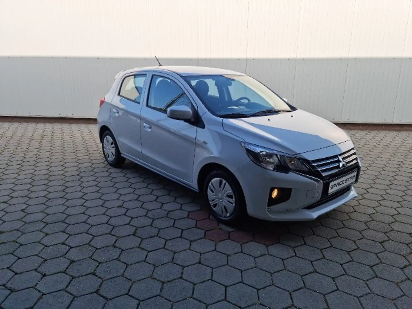 Mitsubishi Space Star Select 1.2 MIVEC 5-Gang Wit - 2