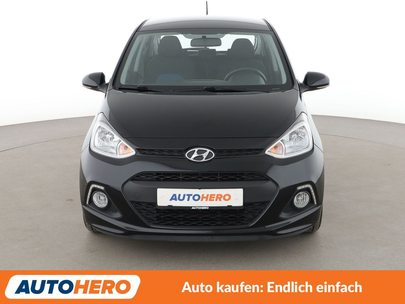 Hyundai i10 1.2 YES!*TEMPO*PDC*SHZ*KLIMA*GARANTIE* — photo 9