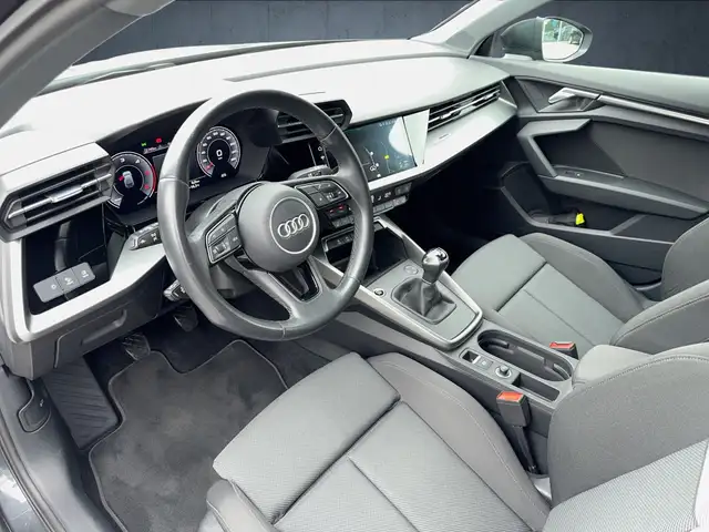 Audi A3 view 9