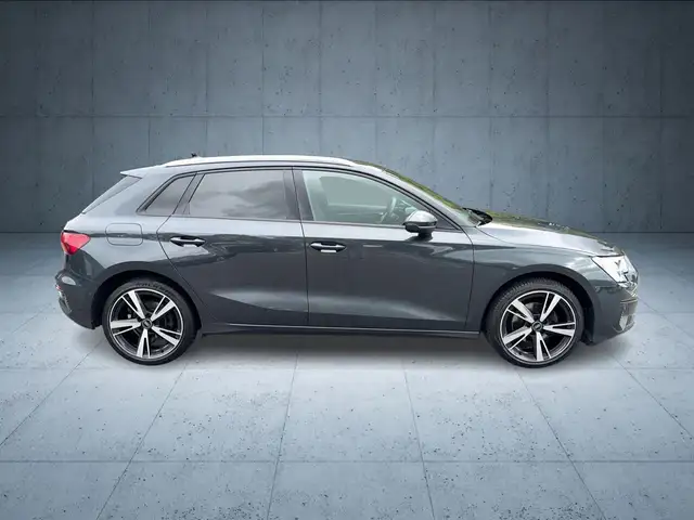 Audi A3 view 6