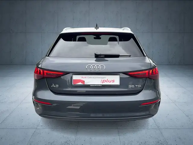 Audi A3 view 4