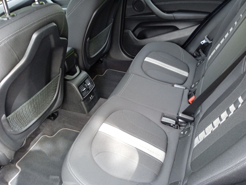 BMW X2 xDrive20i HUD AHK-abnehmbar Navi Memory Sitze Soun — photo 12