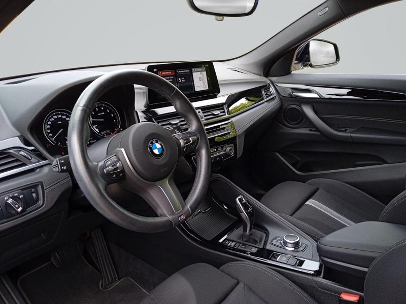 BMW X2 xDrive20i HUD AHK-abnehmbar Navi Memory Sitze Soun — photo 13