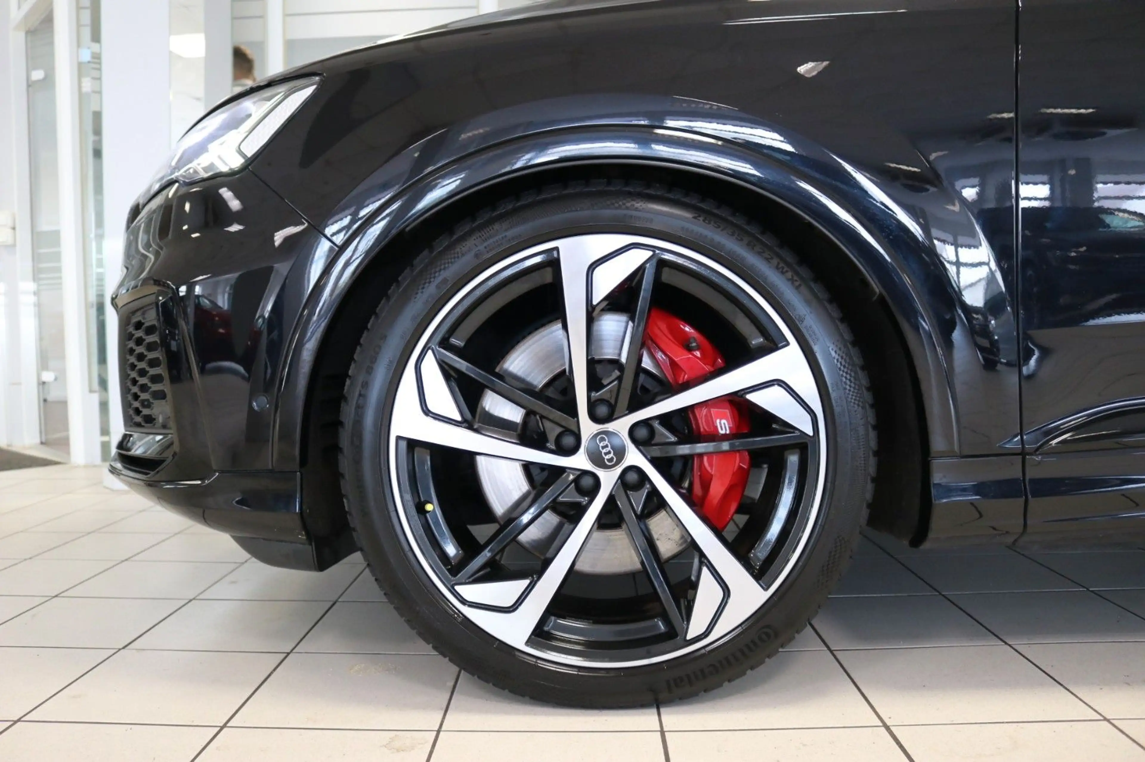 Audi SQ7 Luft 360 Laser HUD STHZ Pano Memory 7 Sitzer — photo 5