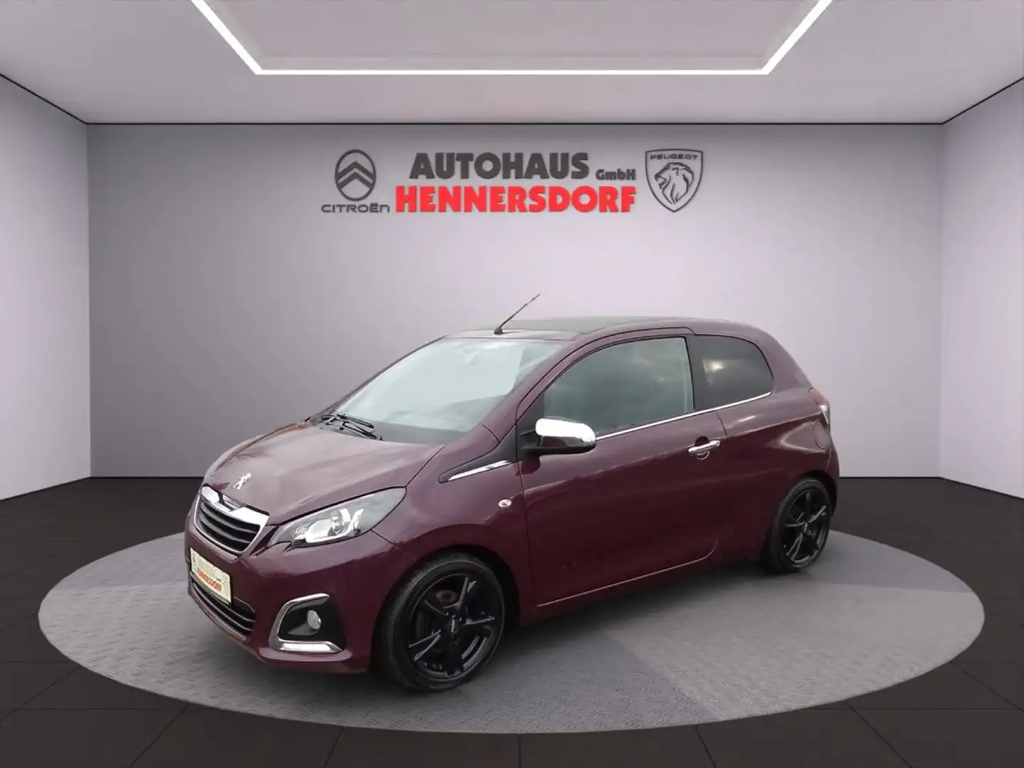 Peugeot 108 PureTech 82 Top! Allure Violett - 1