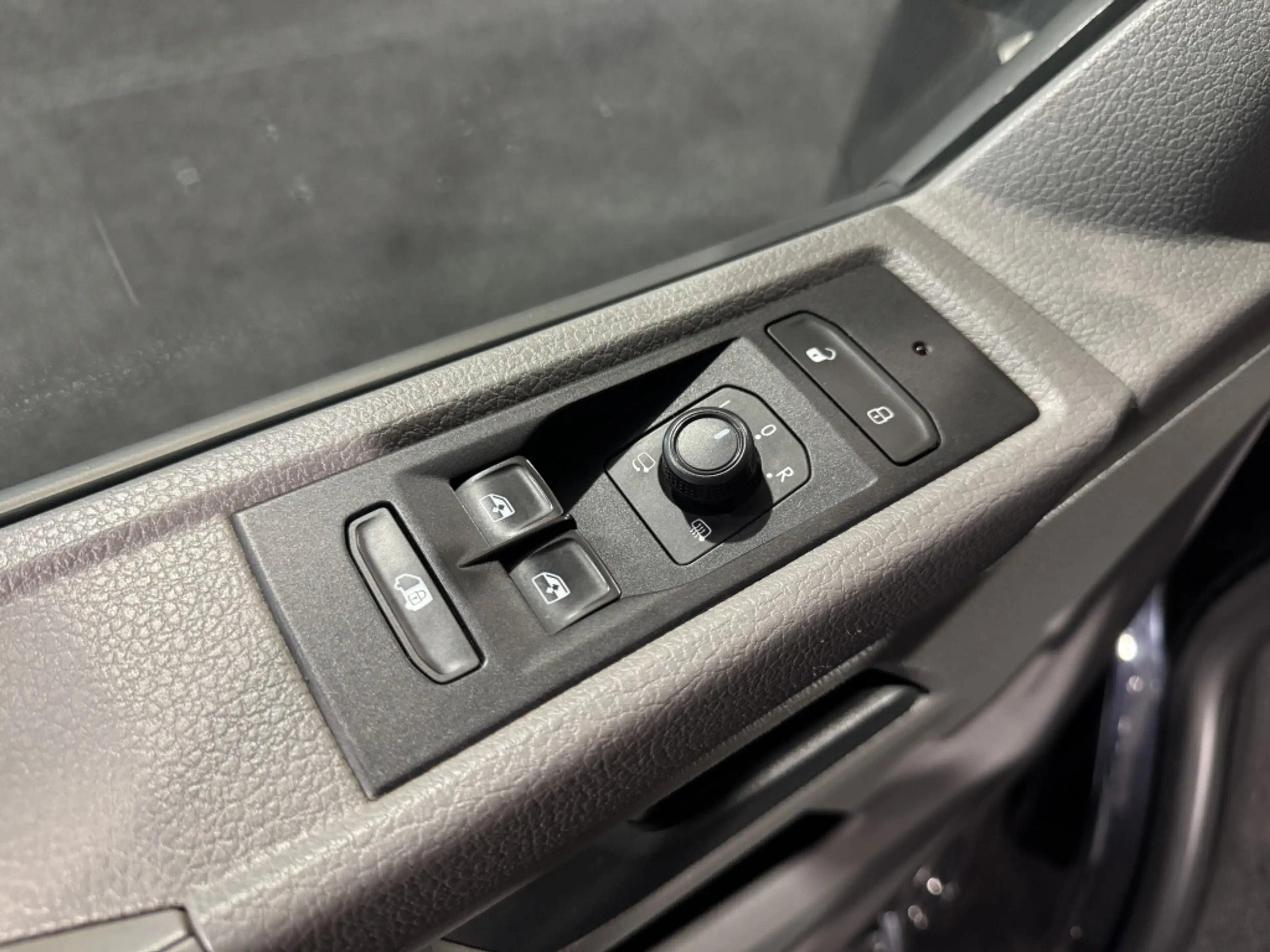 Volkswagen Transporter 2.0 TDI L2H1 Business | 20" wielen | Ad. Cruise | — photo 15