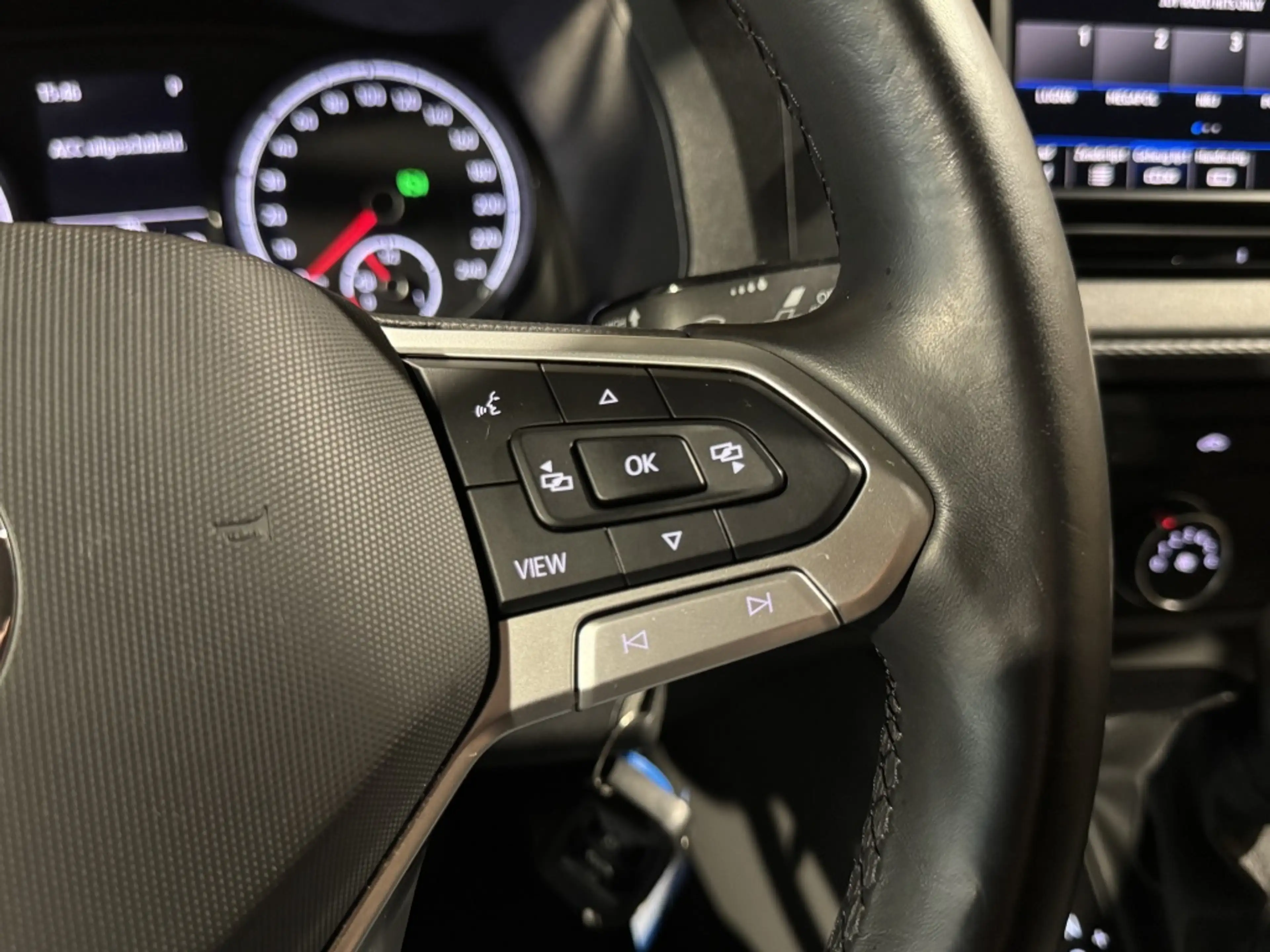 Volkswagen Transporter 2.0 TDI L2H1 Business | 20" wielen | Ad. Cruise | — photo 17