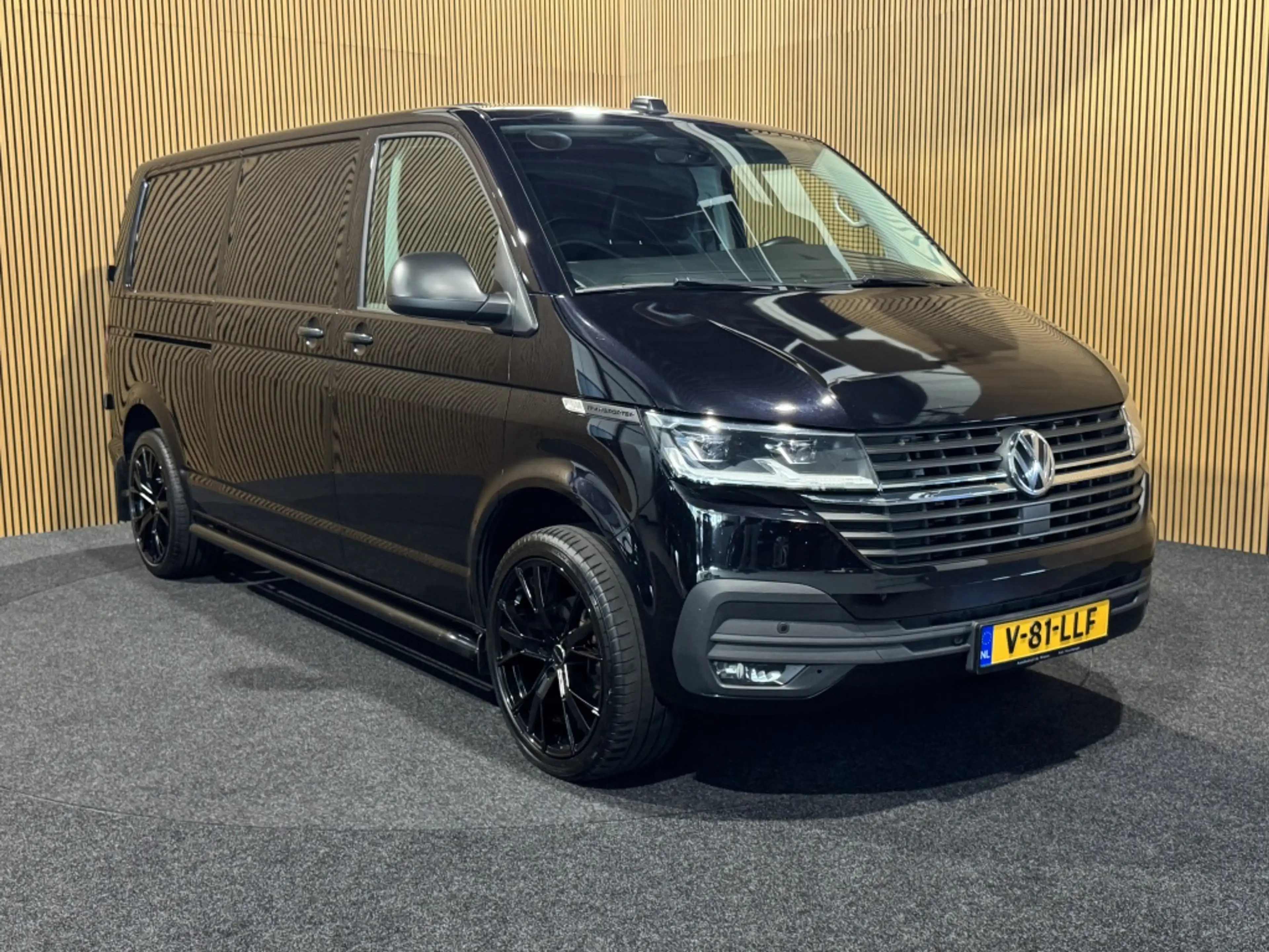 Volkswagen Transporter 2.0 TDI L2H1 Business | 20" wielen | Ad. Cruise | — photo 6