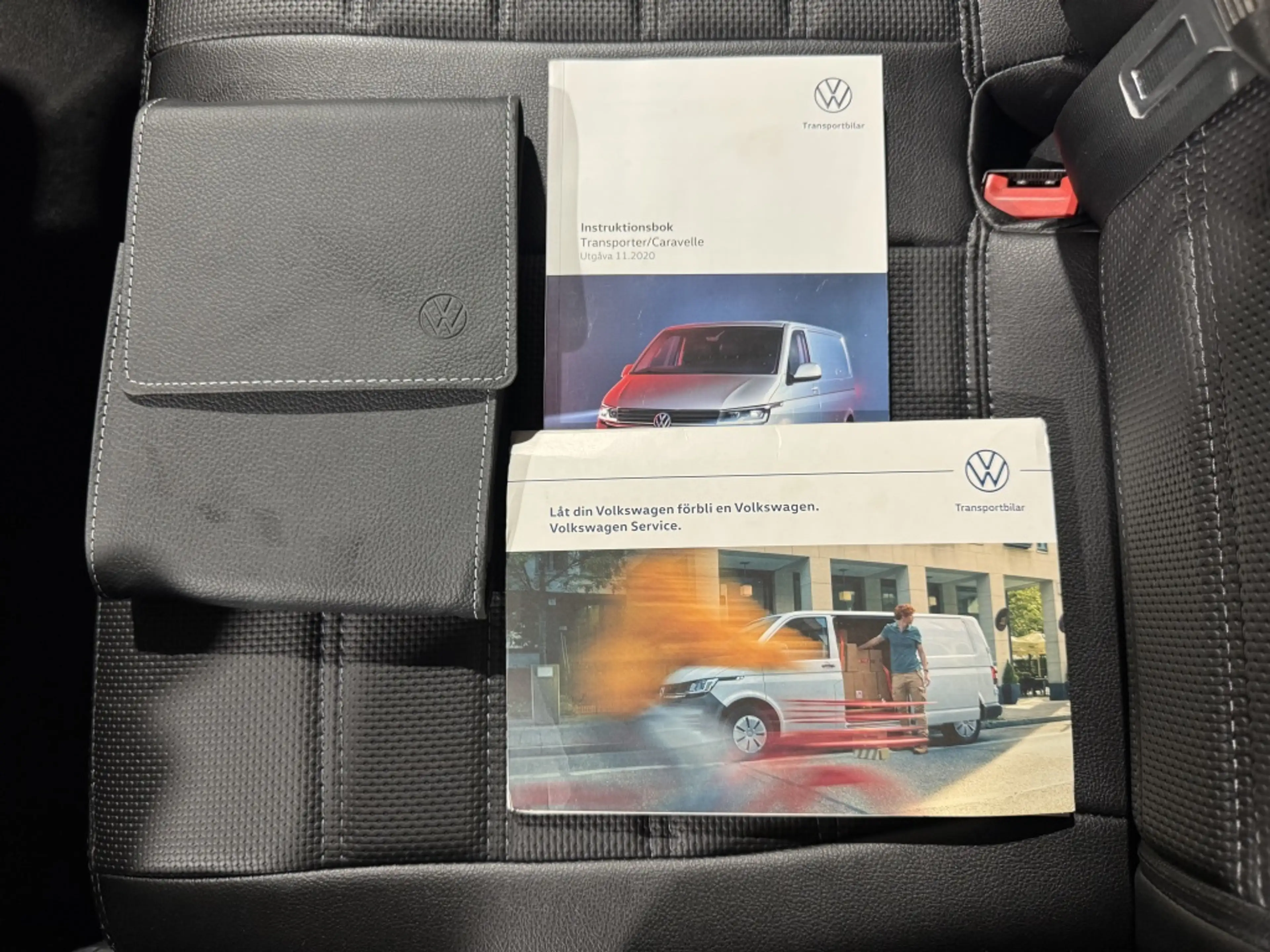 Volkswagen Transporter 2.0 TDI L2H1 Business | 20" wielen | Ad. Cruise | — photo 24