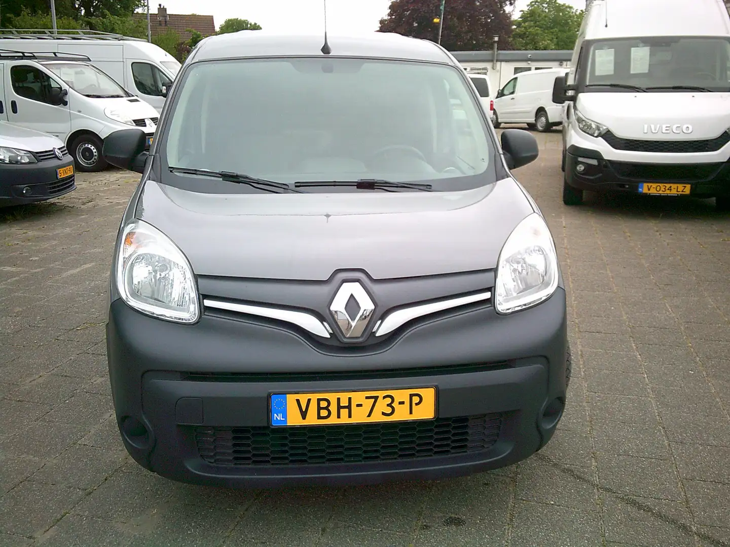 Renault Kangoo 1.2 TCe 115 EDC Comfort BENZINE UITVOERING !!  + A Grijs - 2