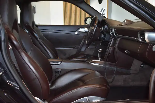 Porsche 997 Turbo Coupe Ansicht 22