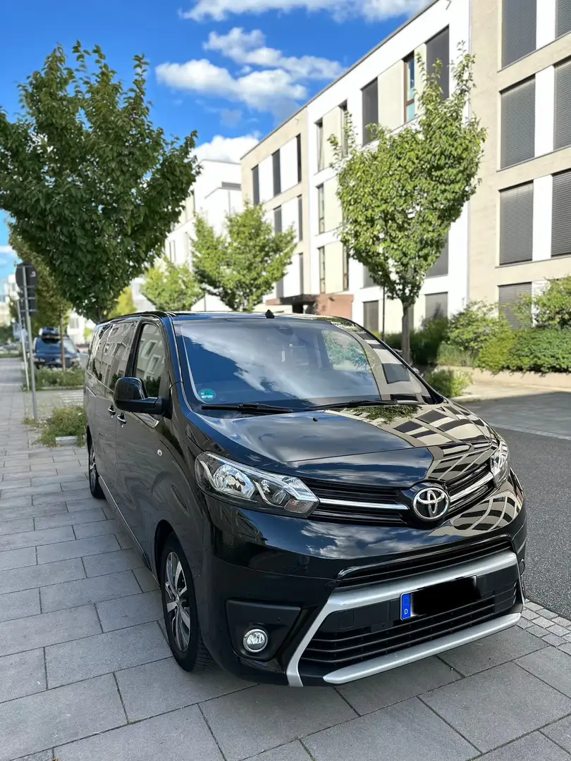 Toyota Proace 2,0-l-D-4D L2 (8-Si.) Autm. Verso (Langversion) Noir - 1