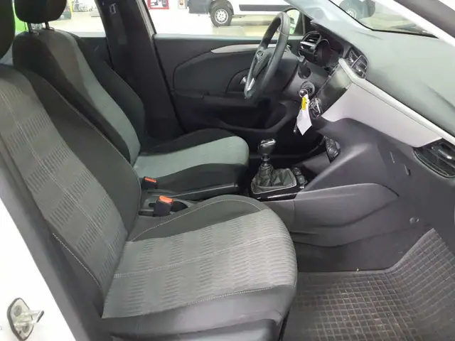 Opel Corsa view 7