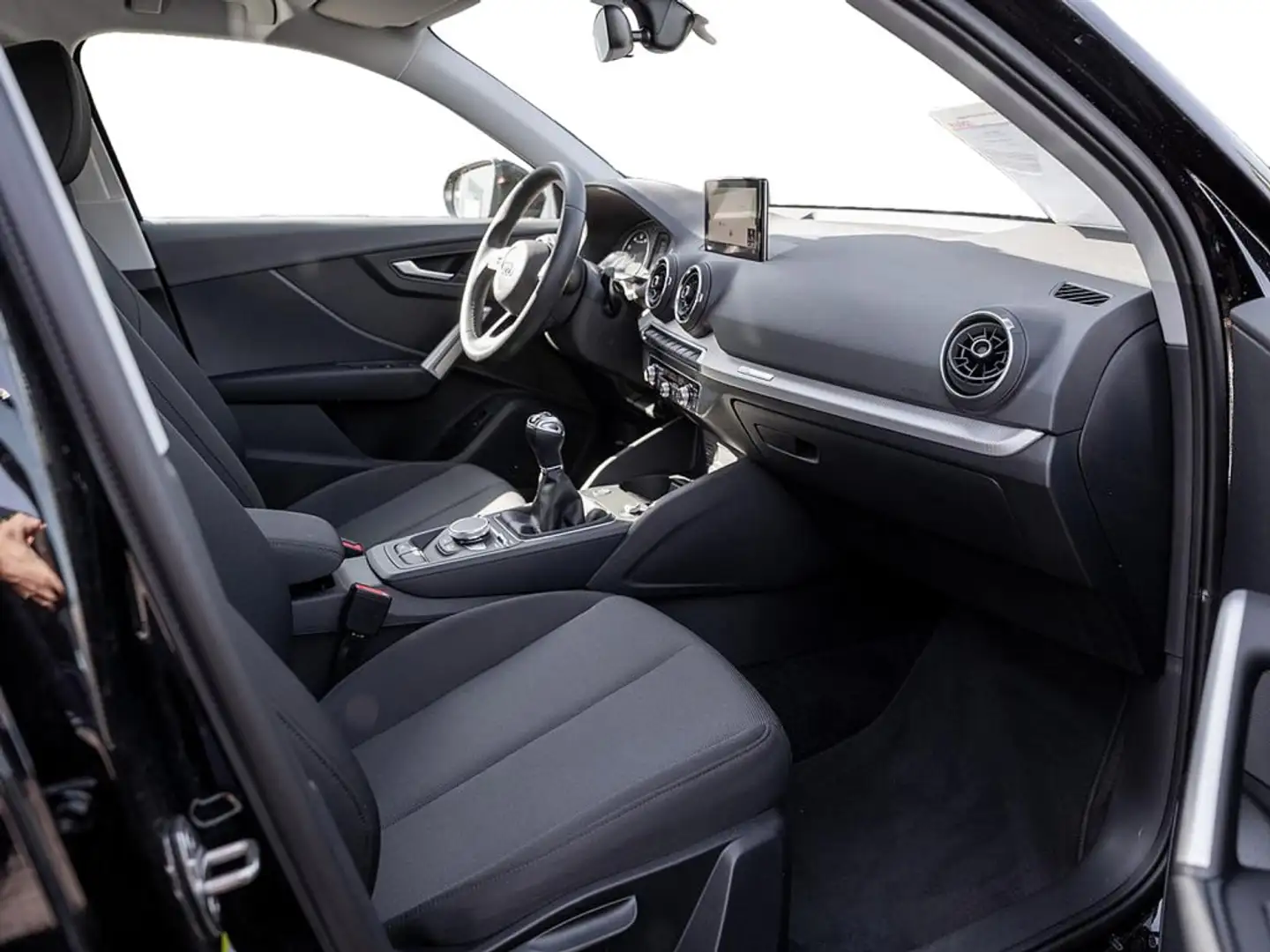 Audi Q2 35 TFSI NAVI MATRIX SHZ PDC Nero - 2