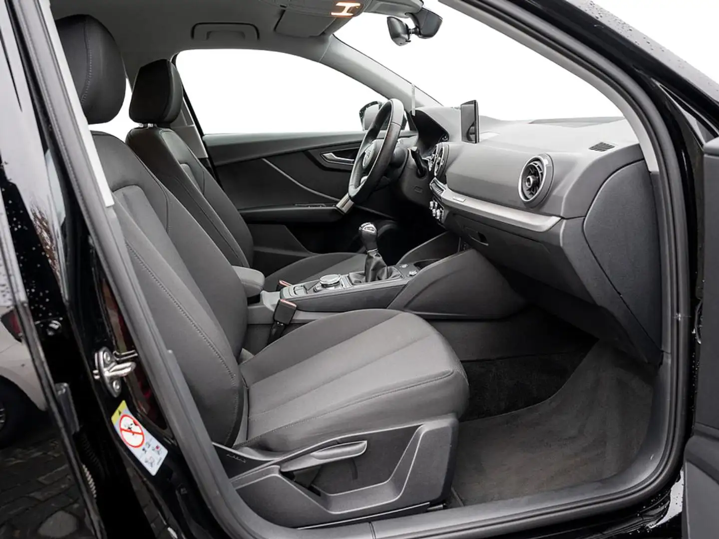 Audi Q2 35 TFSI NAVI MATRIX SHZ PDC Schwarz - 2