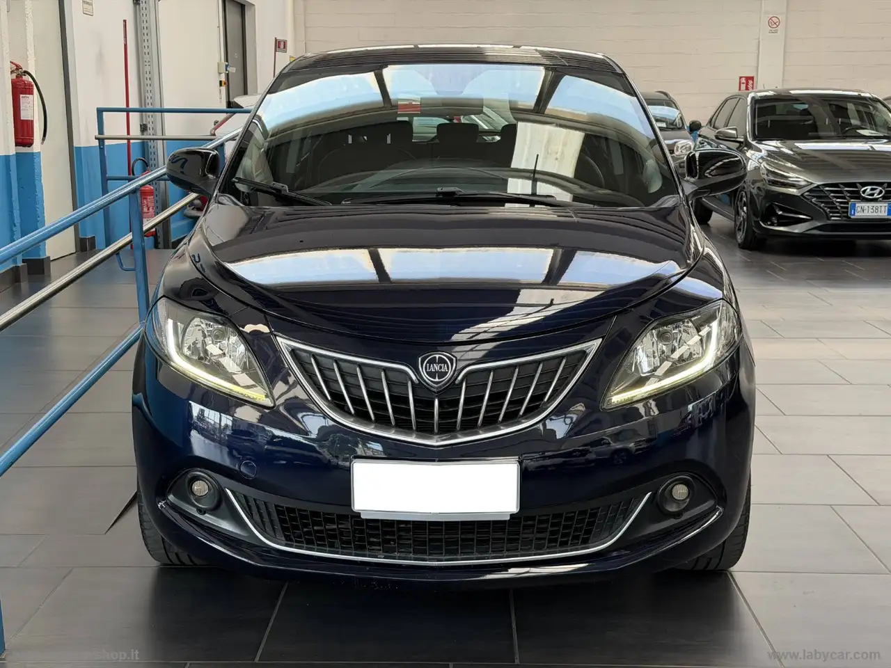 Lancia Ypsilon 2021 — фото 7