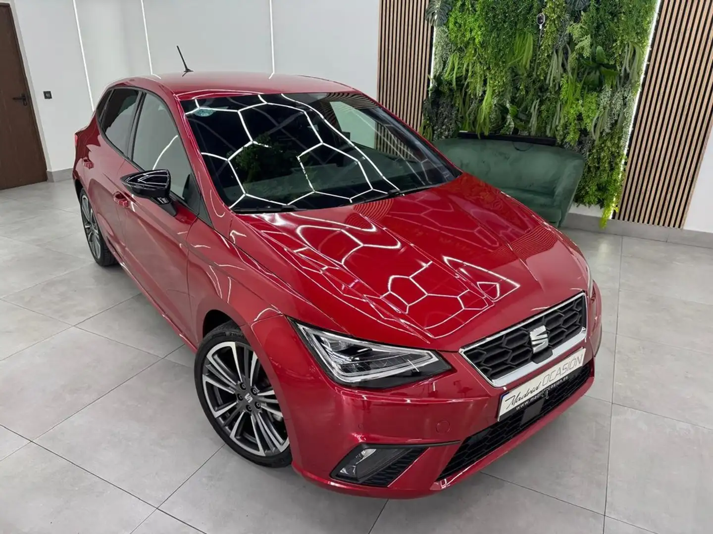 SEAT Ibiza 1.0 TSI S&S FR Salta DSG 115 Rojo - 2