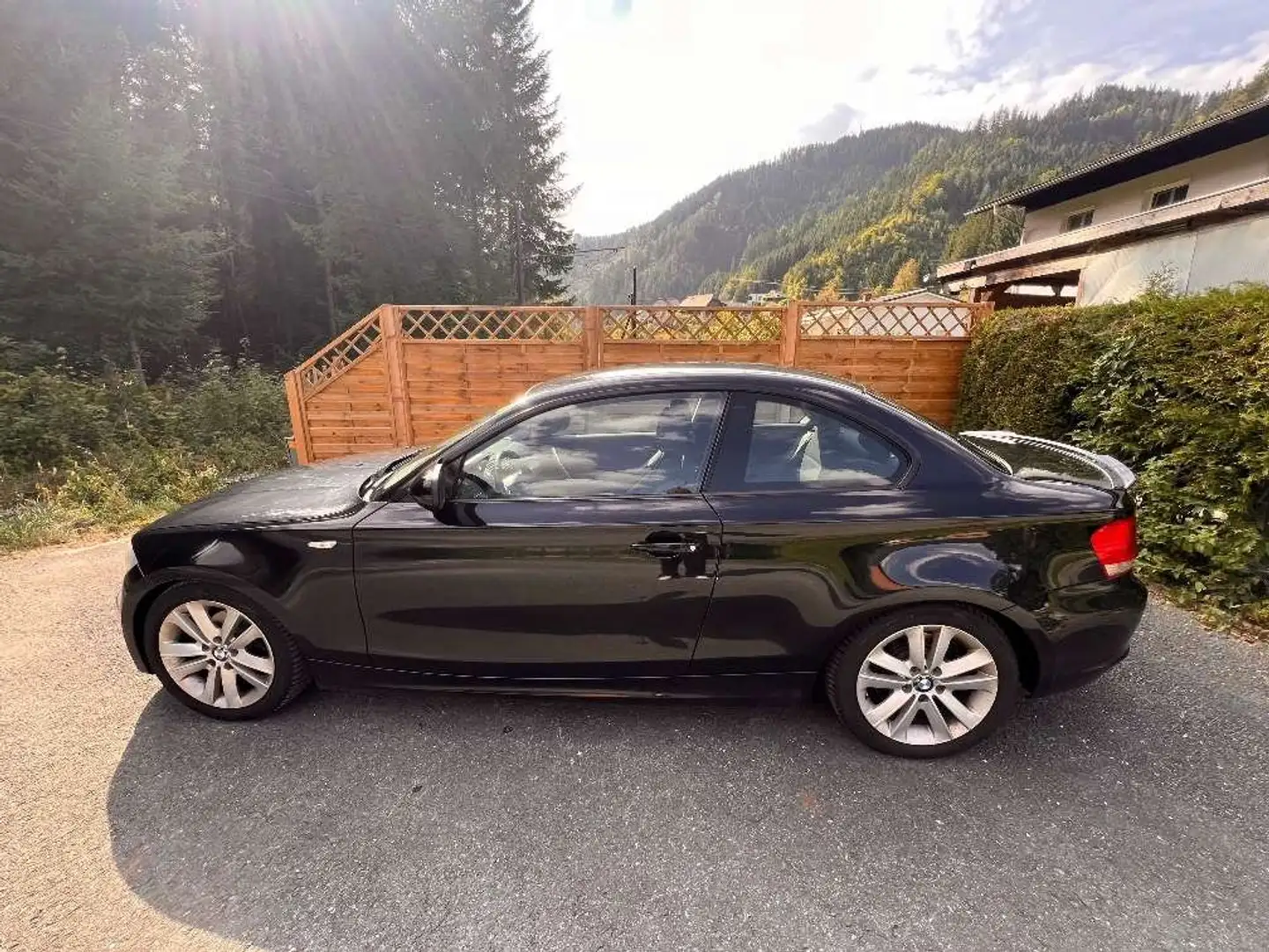 BMW 118 118d Coupé Black - 1