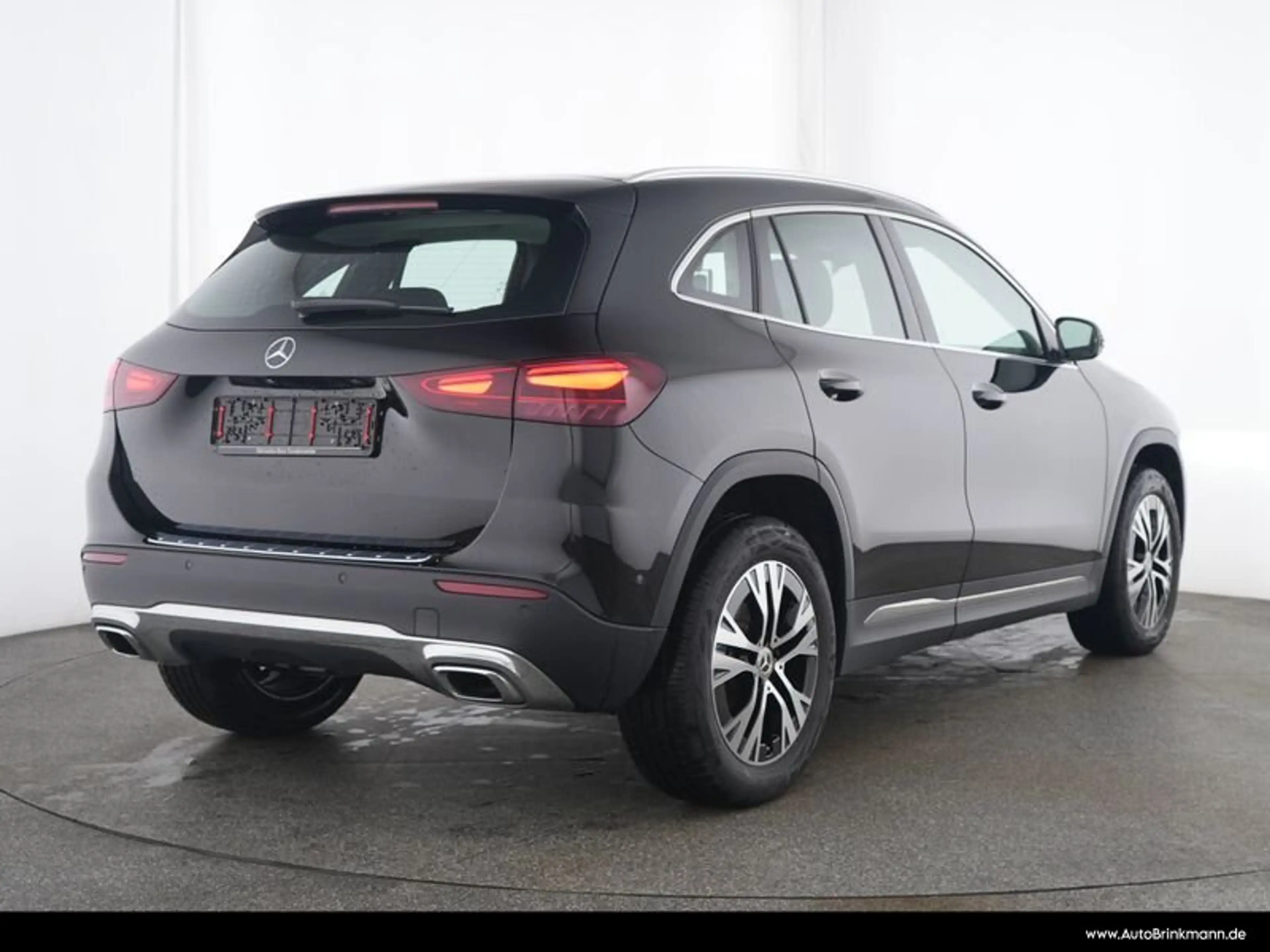 Mercedes-Benz GLA 200 GLA 200 PANO/KAMERA/LED/SPURH/ADVANCED Progressive — photo 2