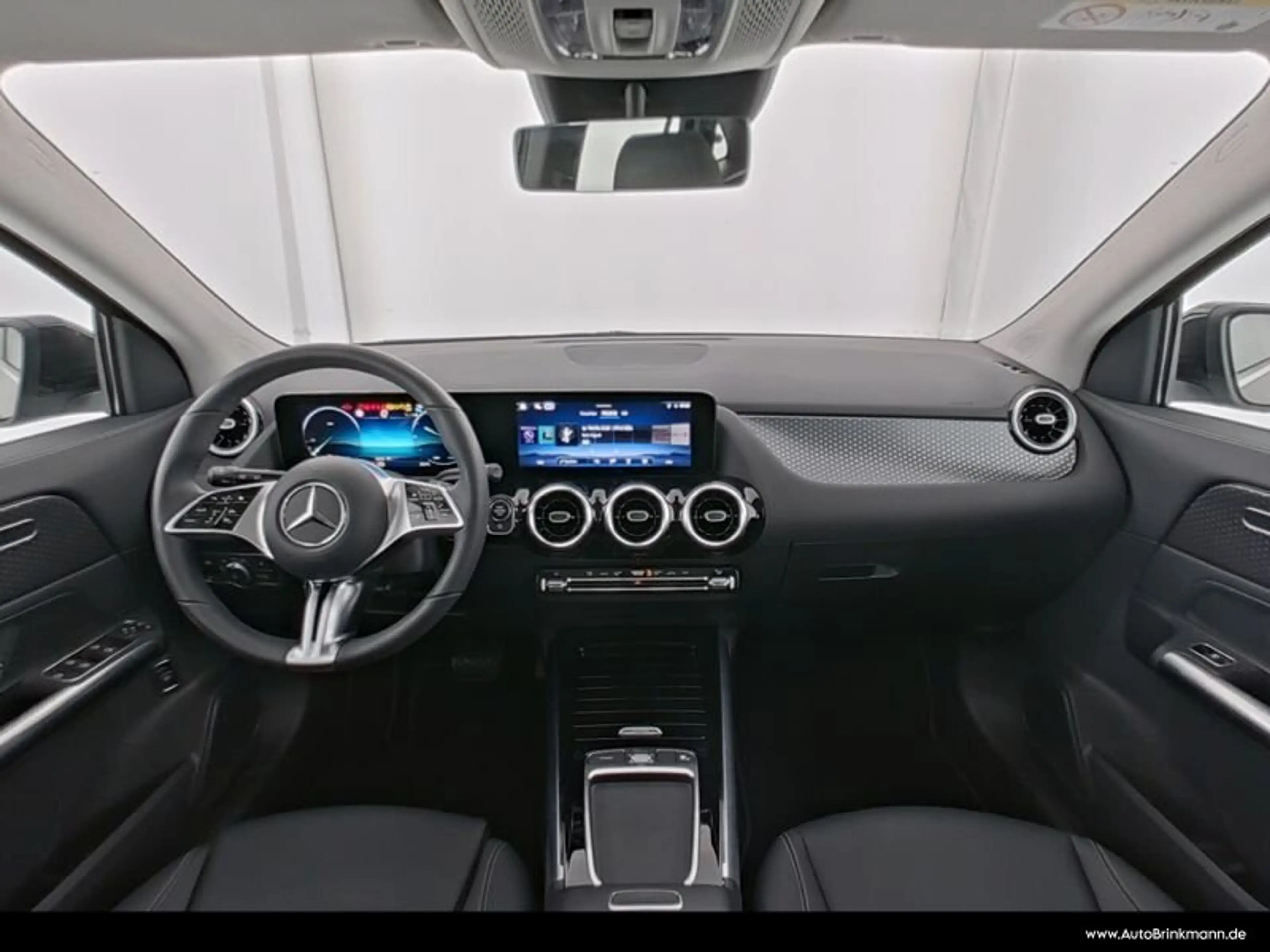 Mercedes-Benz GLA 200 GLA 200 PANO/KAMERA/LED/SPURH/ADVANCED Progressive — photo 7