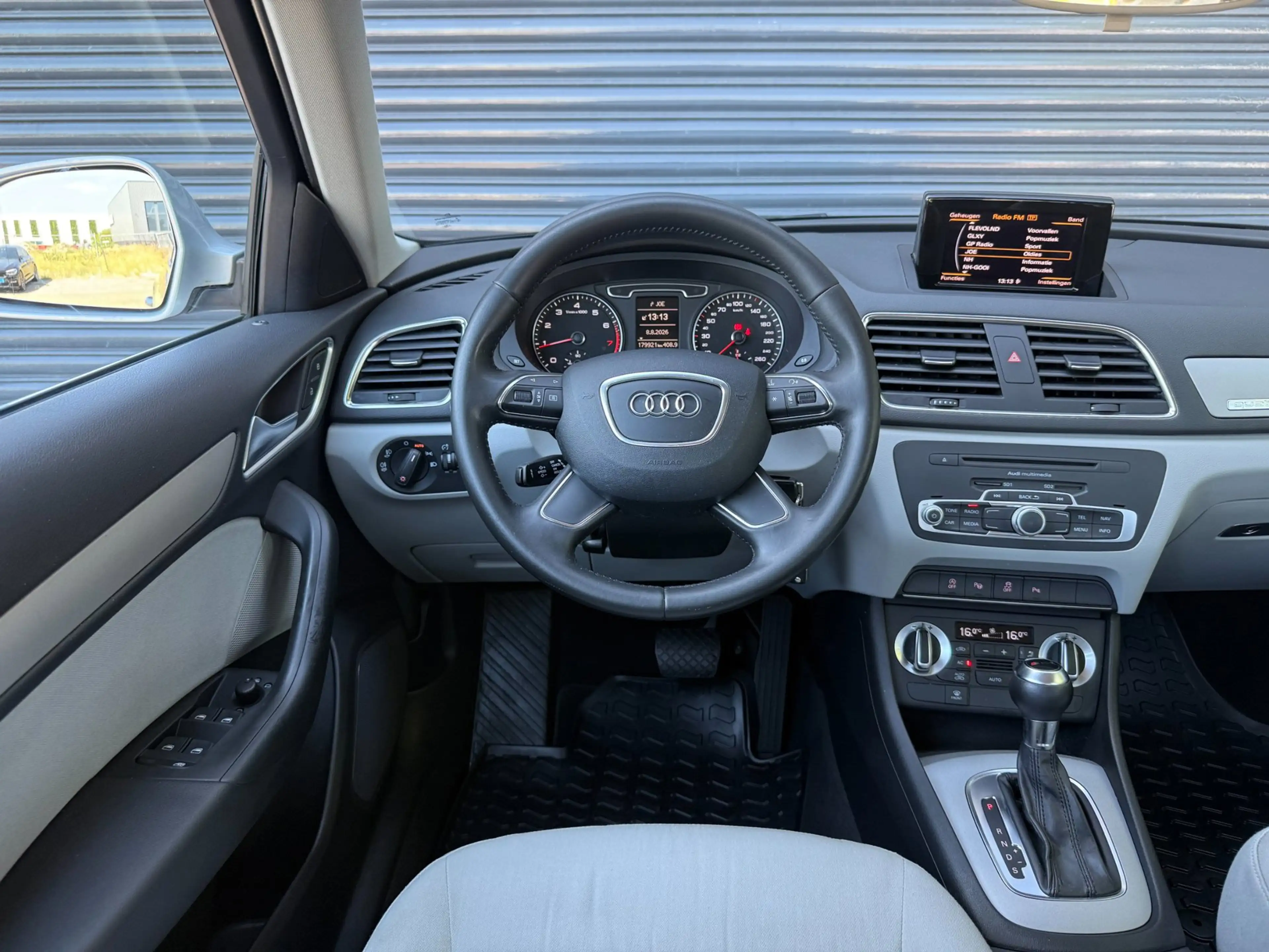 Audi Q3 2.0 TFSI quattro Pro Line | S-tronic | parkeer sen — photo 15