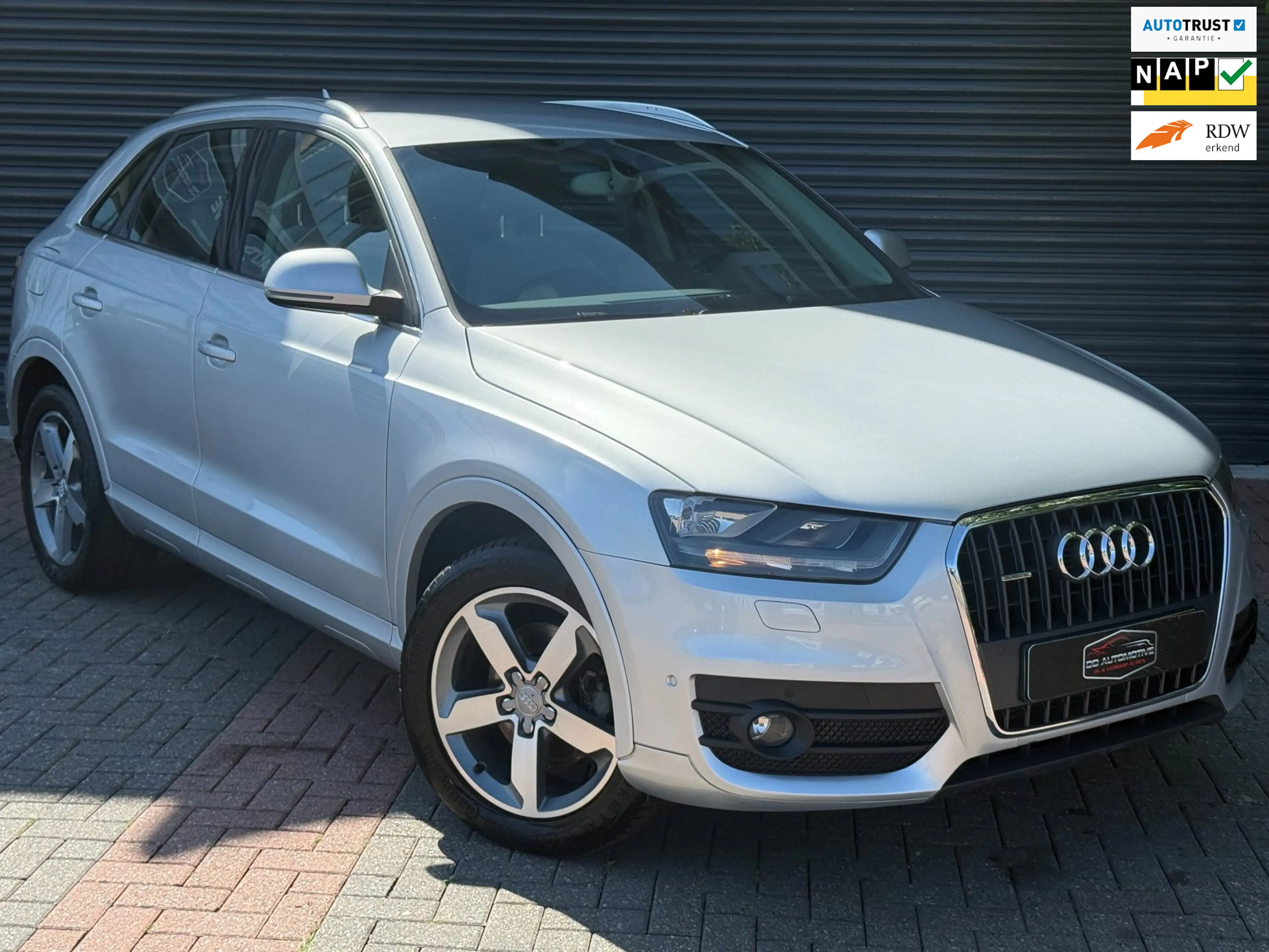 Audi Q3 2.0 TFSI quattro Pro Line | S-tronic | parkeer sen