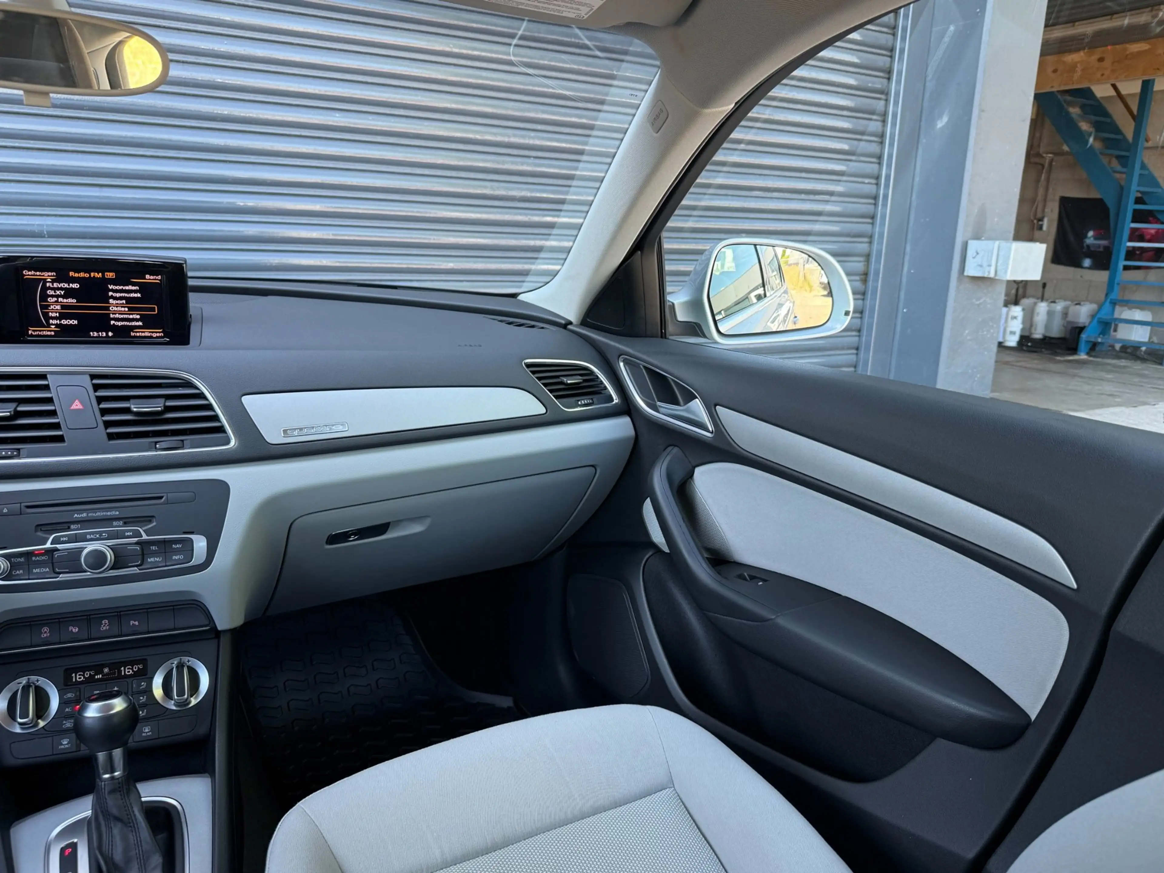 Audi Q3 2.0 TFSI quattro Pro Line | S-tronic | parkeer sen — photo 21