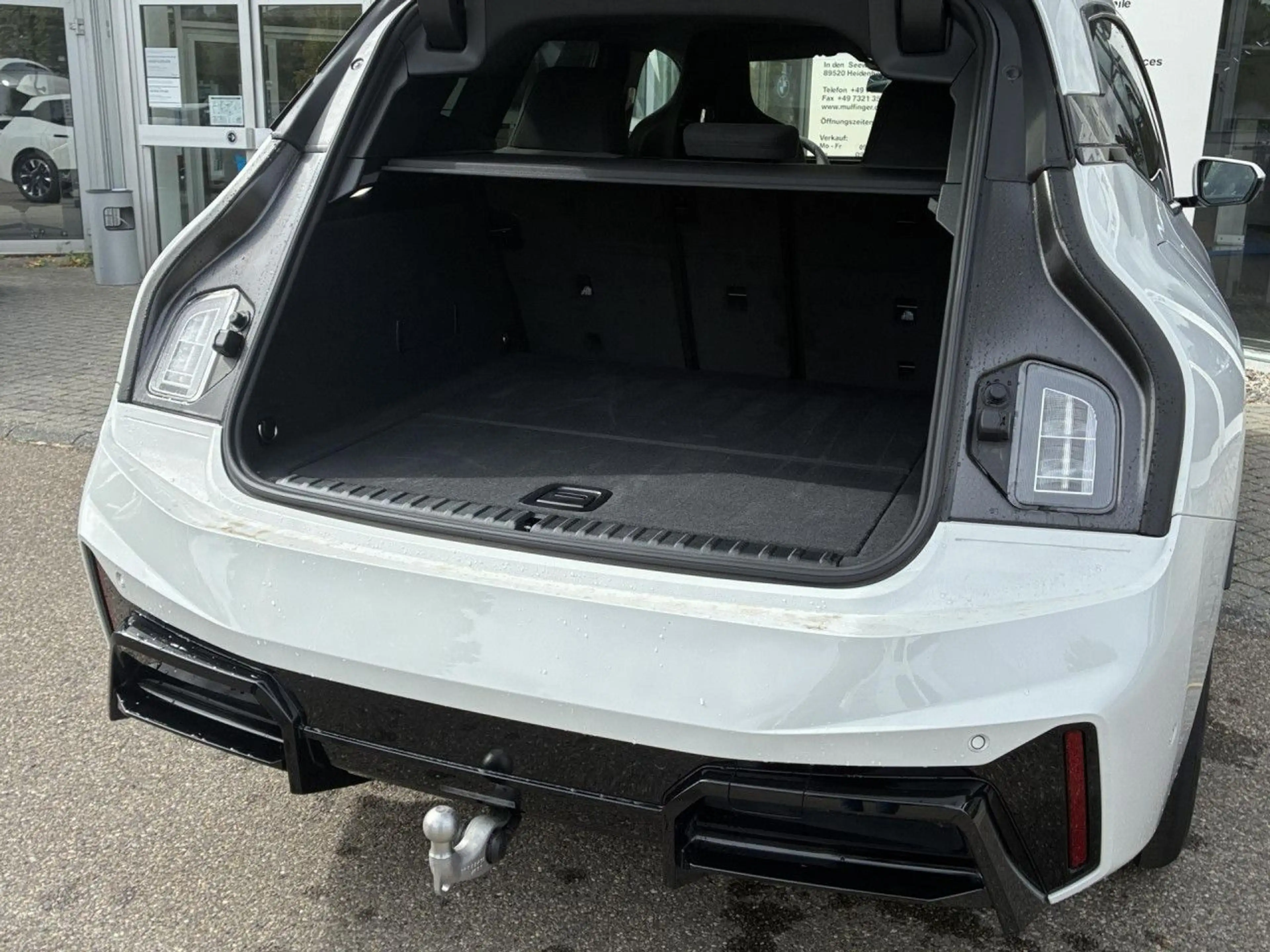 BMW iX x60 M Sport Pro IntAktivLenk.Sitzbel.Sky AHK — photo 9