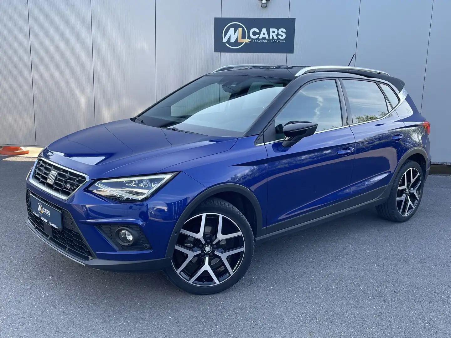 SEAT Arona 1.0 TFSI Bleu - 1