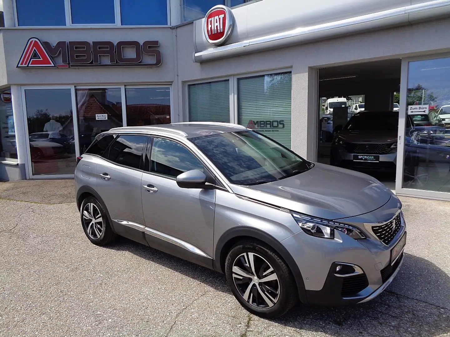 Peugeot 3008 1,2 PureTech 130 S&S EAT6 Allure Automatik Plateado - 1