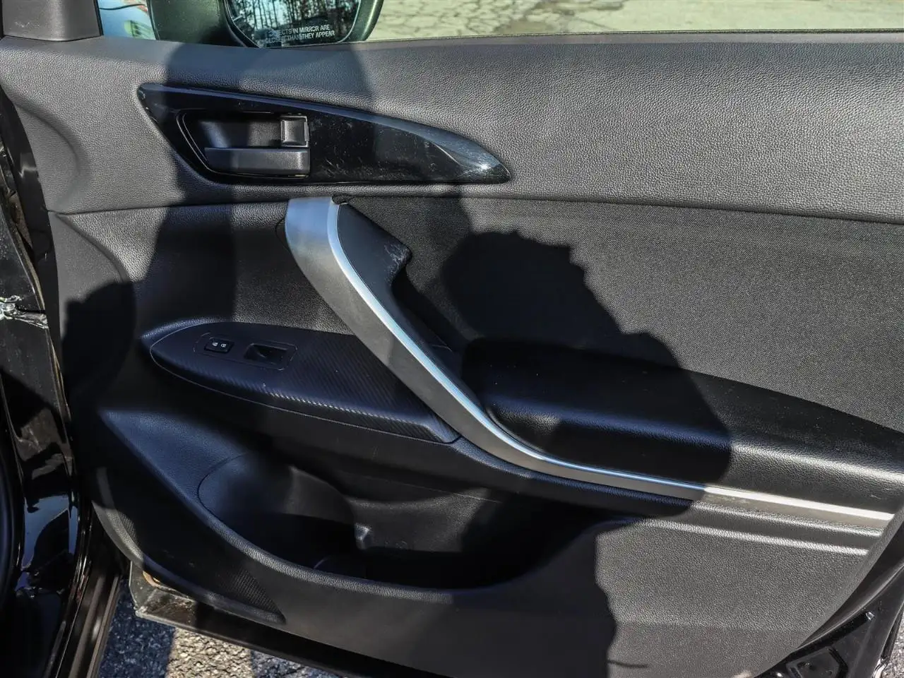 Mitsubishi Eclipse Cross снимка Mitsubishi Eclipse Cross