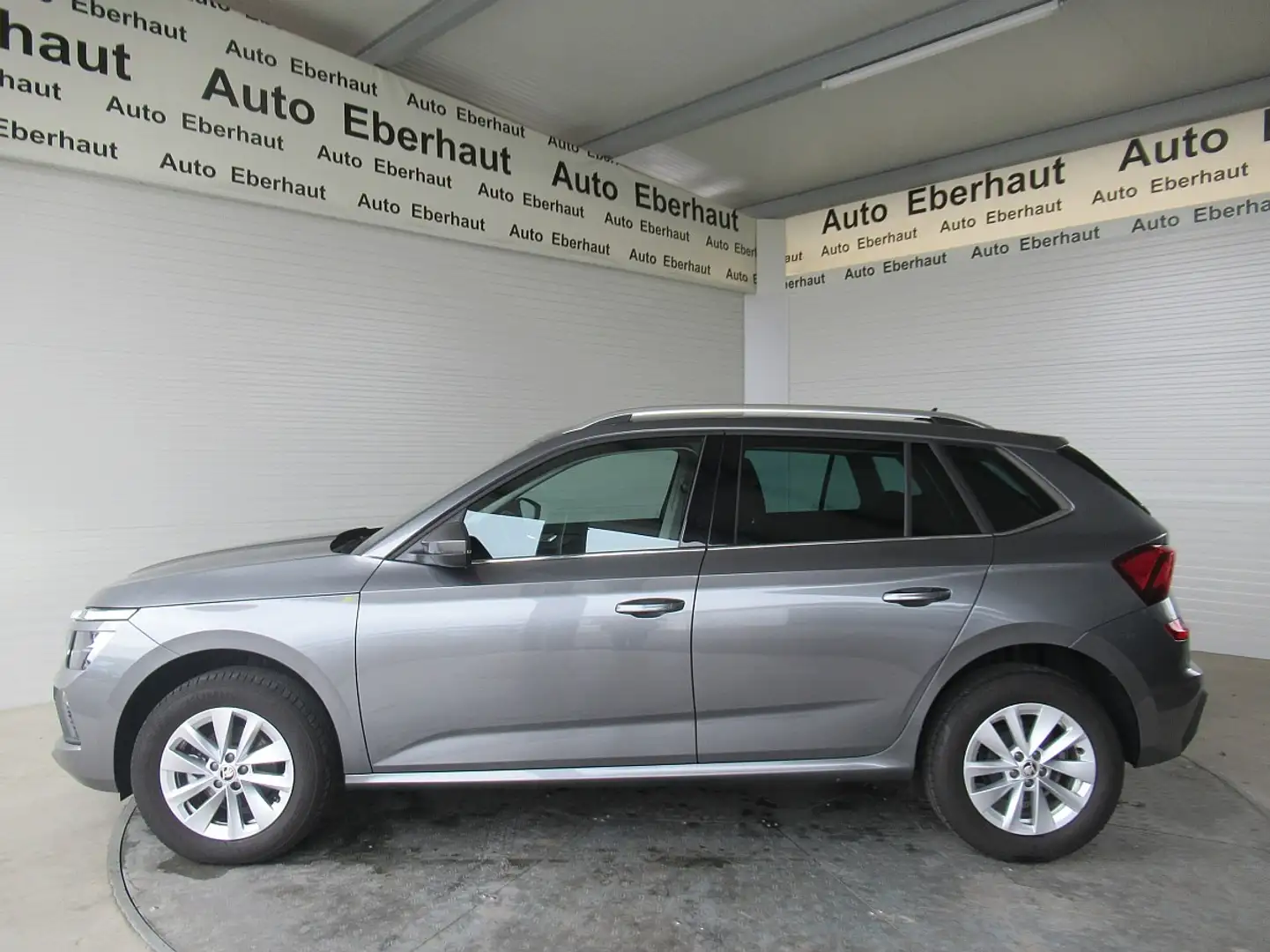 Skoda Kamiq 1,0 TSI Selection DSG *Keyless *LED *ACC Grau - 2