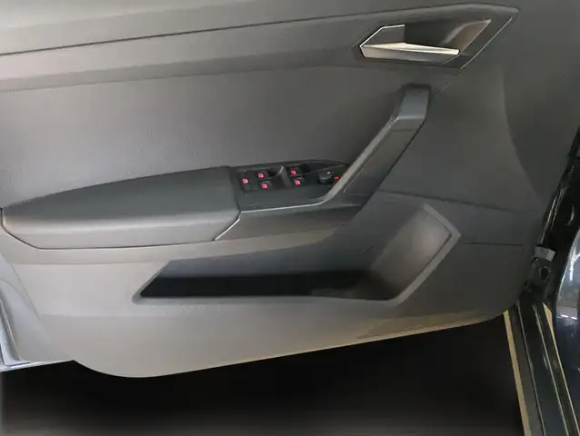 SEAT Arona view 10