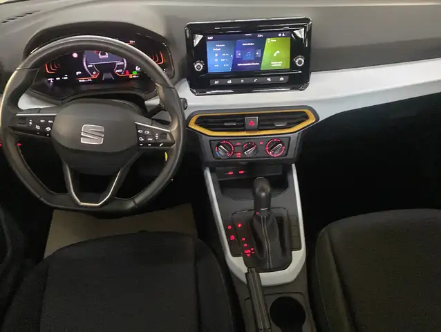 SEAT Arona view 13