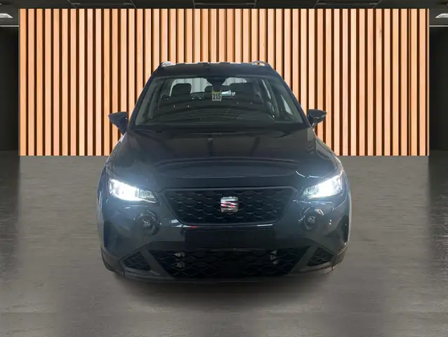 SEAT Arona view 3