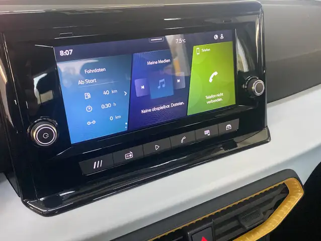 SEAT Arona view 9