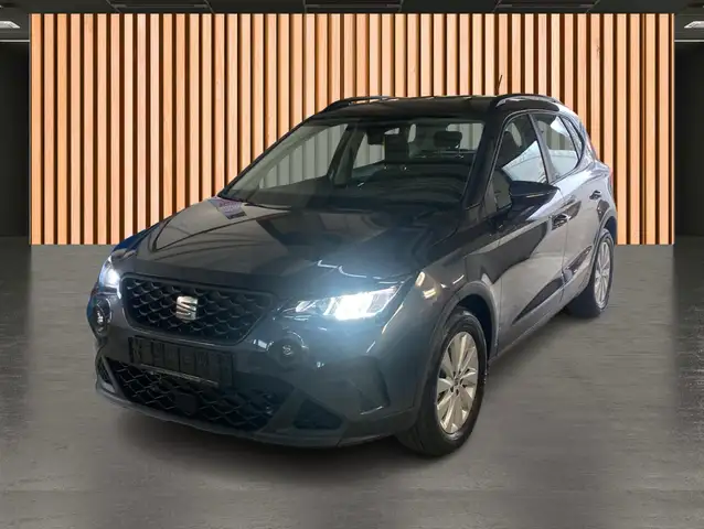 SEAT Arona view 2