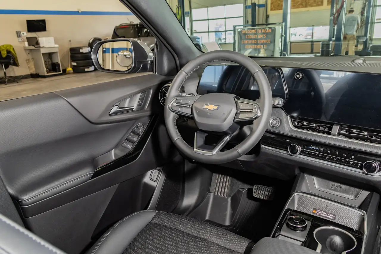 Chevrolet Equinox снимка Chevrolet Equinox