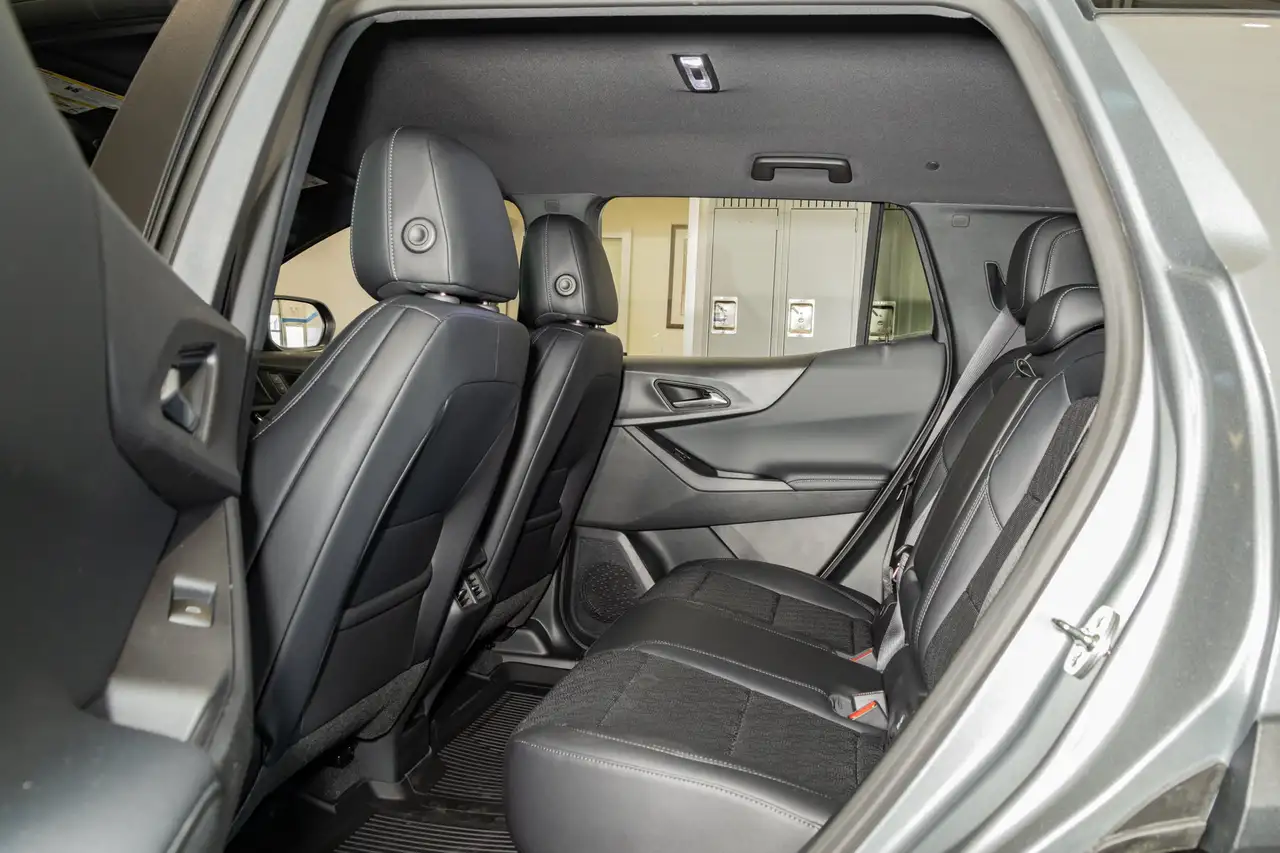 Chevrolet Equinox снимка Chevrolet Equinox
