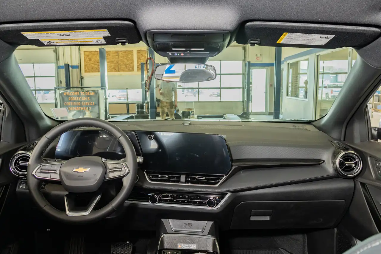 Chevrolet Equinox снимка Chevrolet Equinox