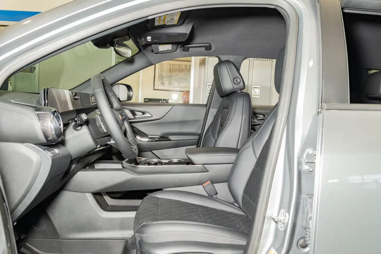Chevrolet Equinox снимка Chevrolet Equinox