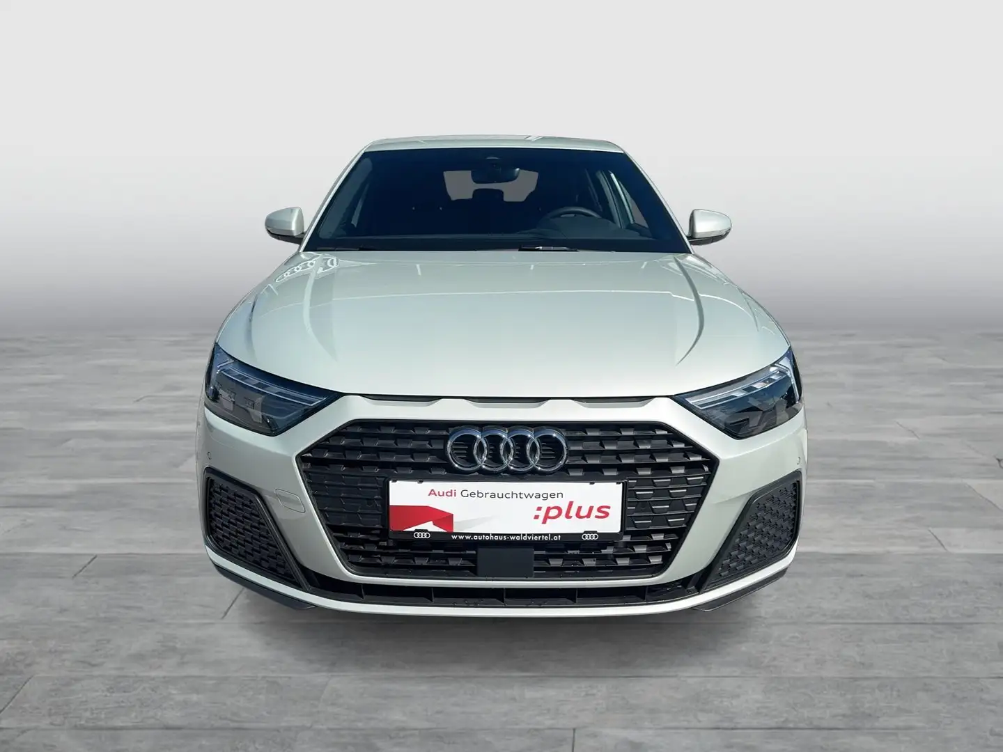Audi A1 30 TFSI intense Silber - 2
